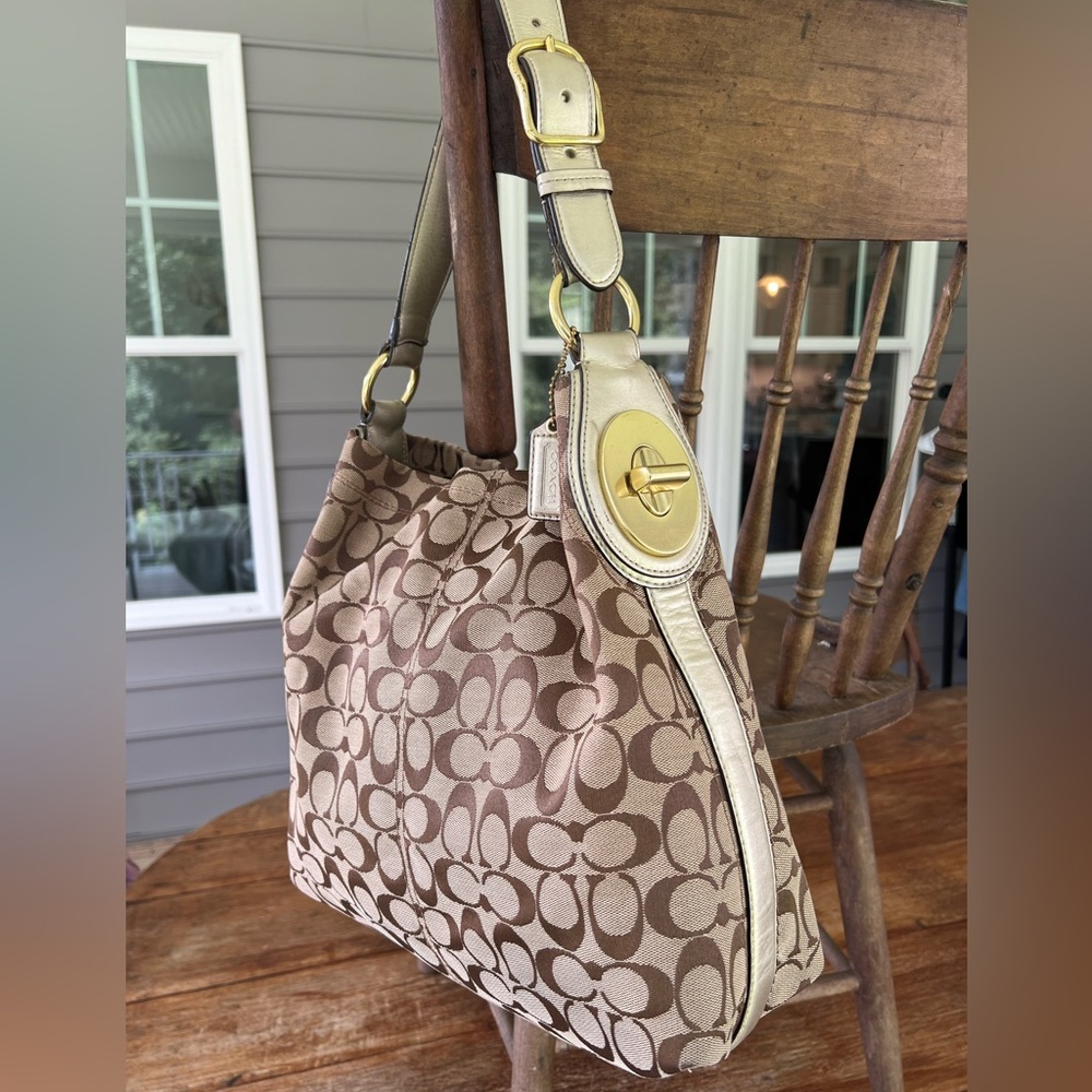 Coach Penelope Brown Signature Champagne Leather Trim Gold Hardware  F16538 Y2K